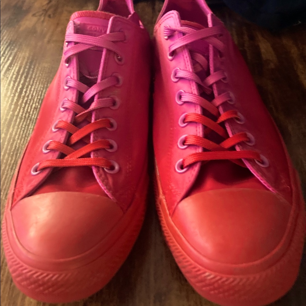 Converse All Star chuck taylors Men’s size 10
